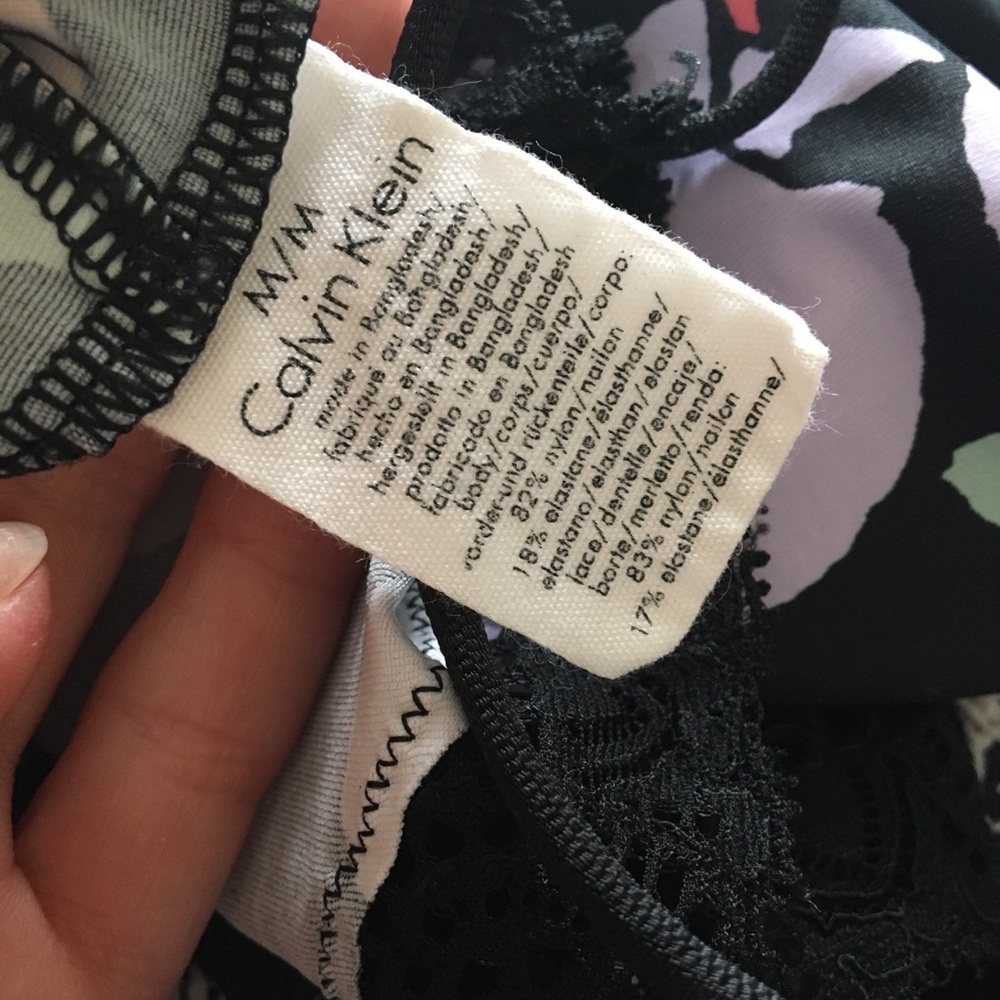 Calvin Klein floral camisole - Picture 5 of 5